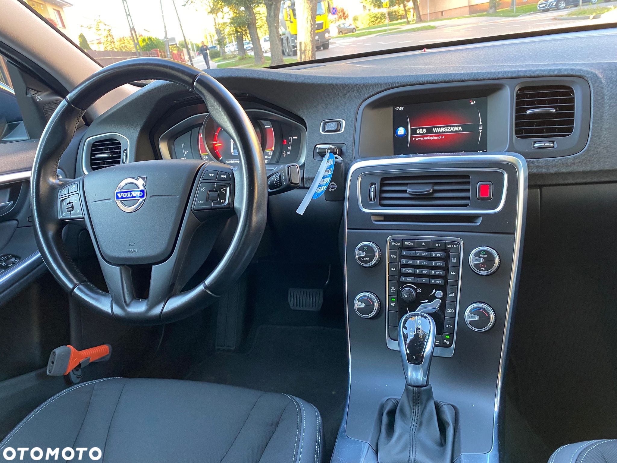 Volvo S60 D4 Drive-E Kinetic - 16