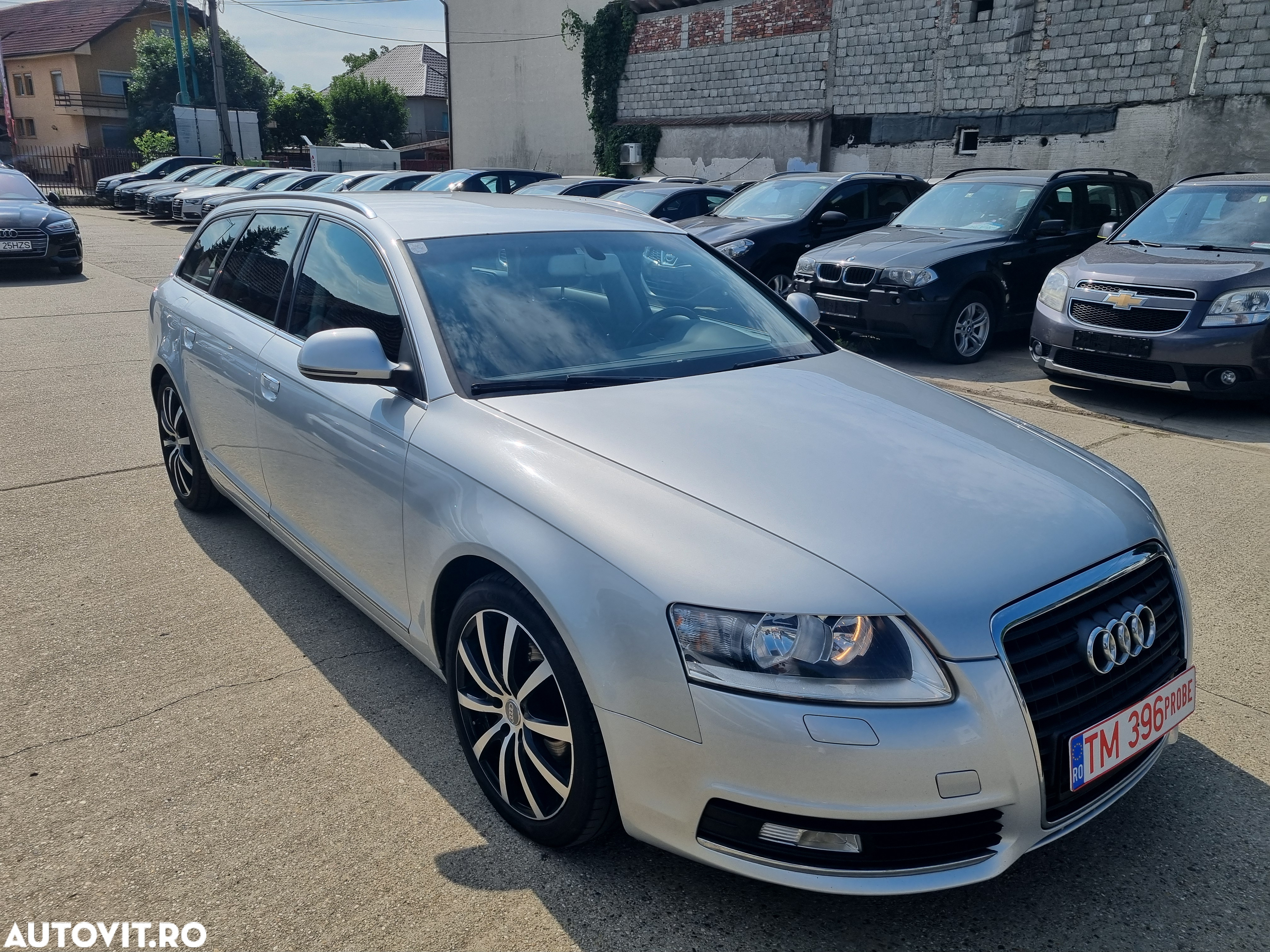 Audi A6 2.0 TDI DPF Avant - 28