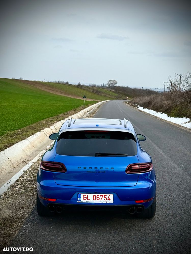 Porsche Macan - 4