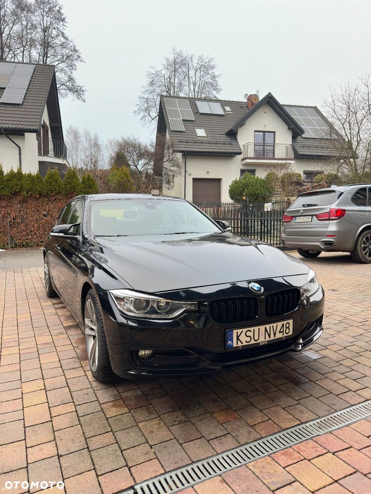 BMW Seria 3 320d DPF Edition Sport - 5