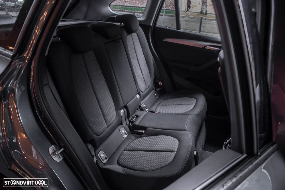 BMW X1 16 d sDrive Auto - 35