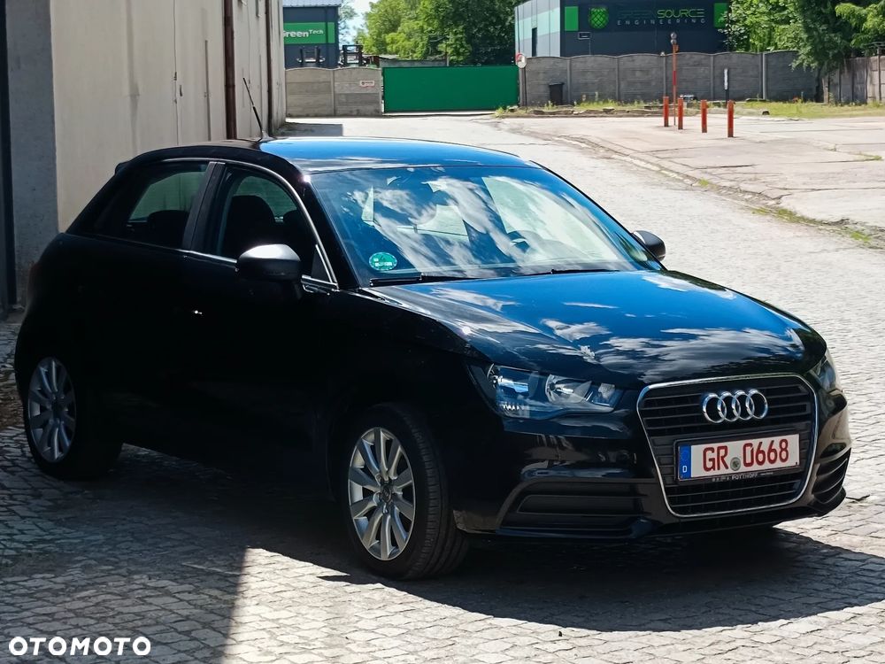 Audi A1 Sportback 1.2 TFSI Edycja Specjalna - 2