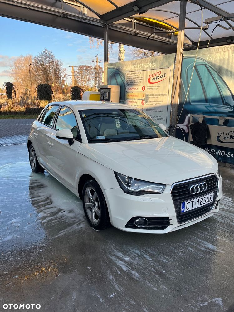 Audi A1 Sportback 1.4 TFSI Ambition S tronic - 10