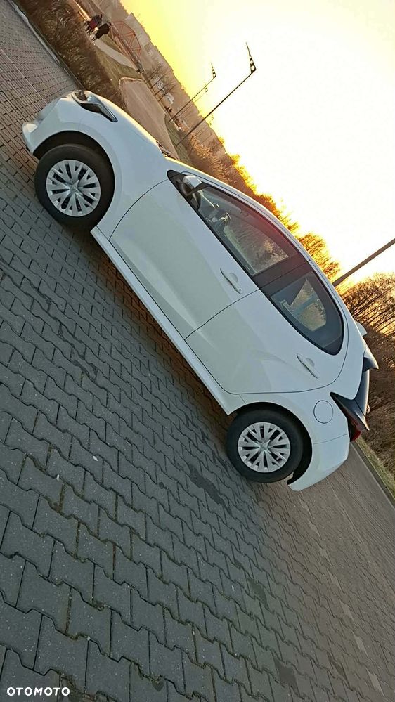 Toyota Yaris 1.5 VVT-i Comfort - 4