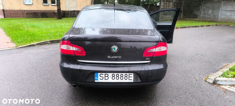 Skoda Superb 2.0 TDI Active - 4
