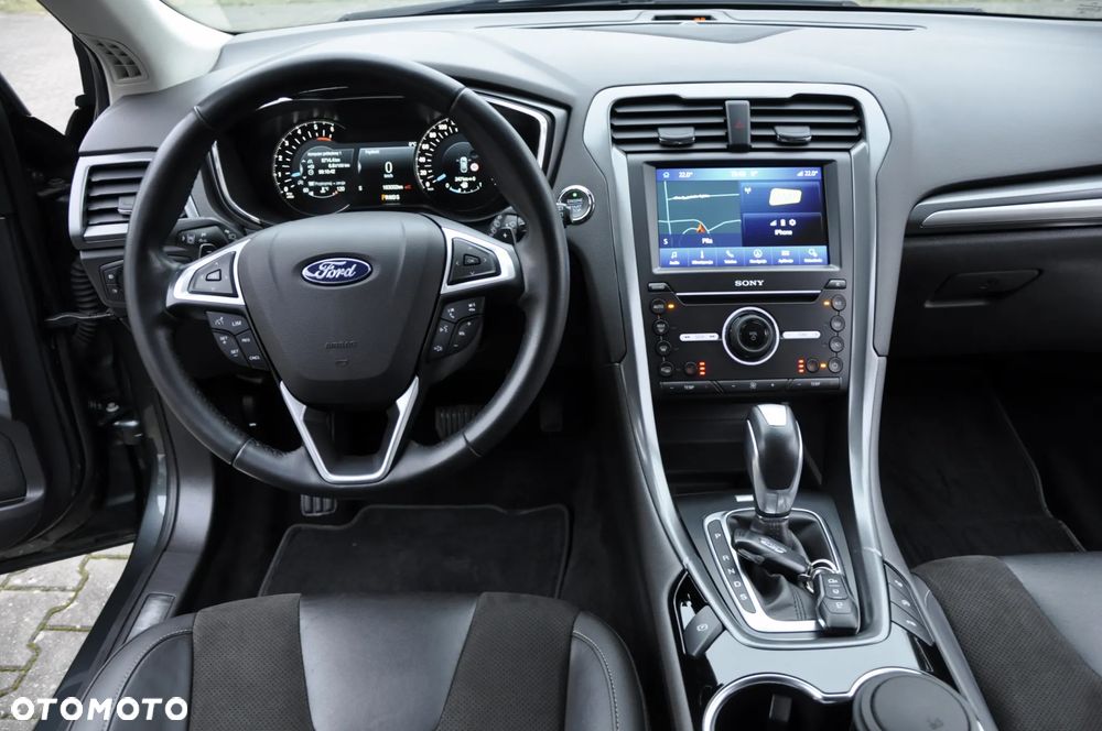 Ford Mondeo 2.0 TDCi Titanium PowerShift - 28