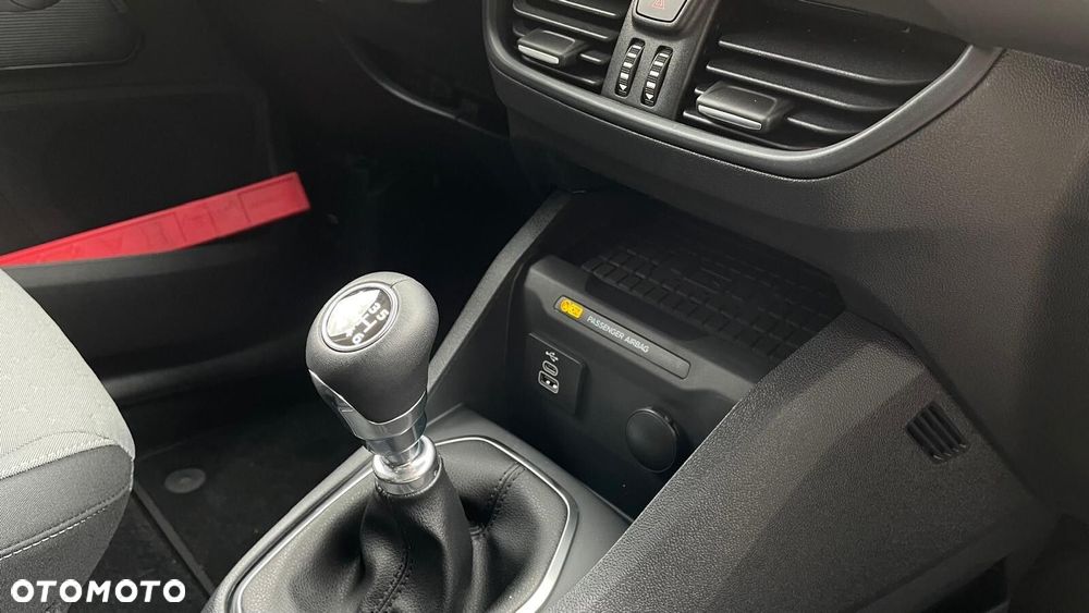 Ford Tourneo Courier 1.0 EcoBoost Titanium - 16