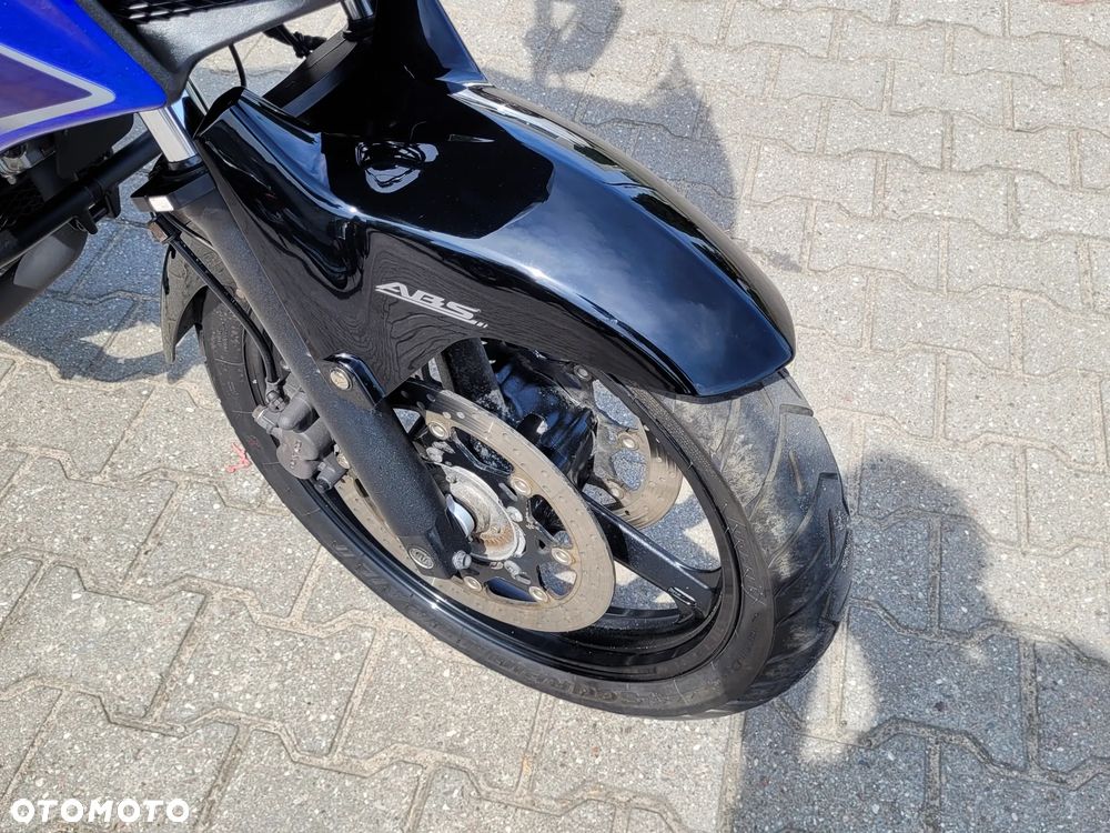 Suzuki V-STROM - 18