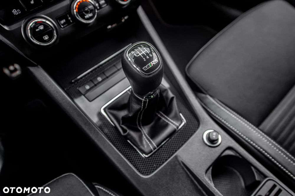 Skoda Octavia 2.0 TDI RS - 31