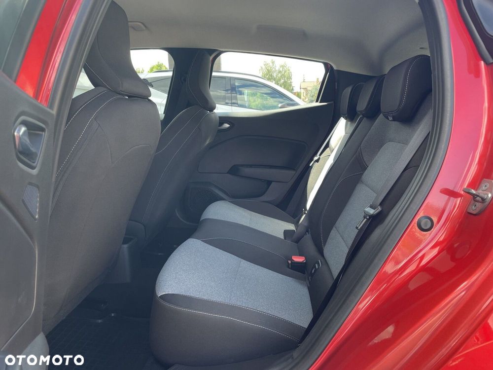 Renault Clio 1.0 TCe Evolution - 30