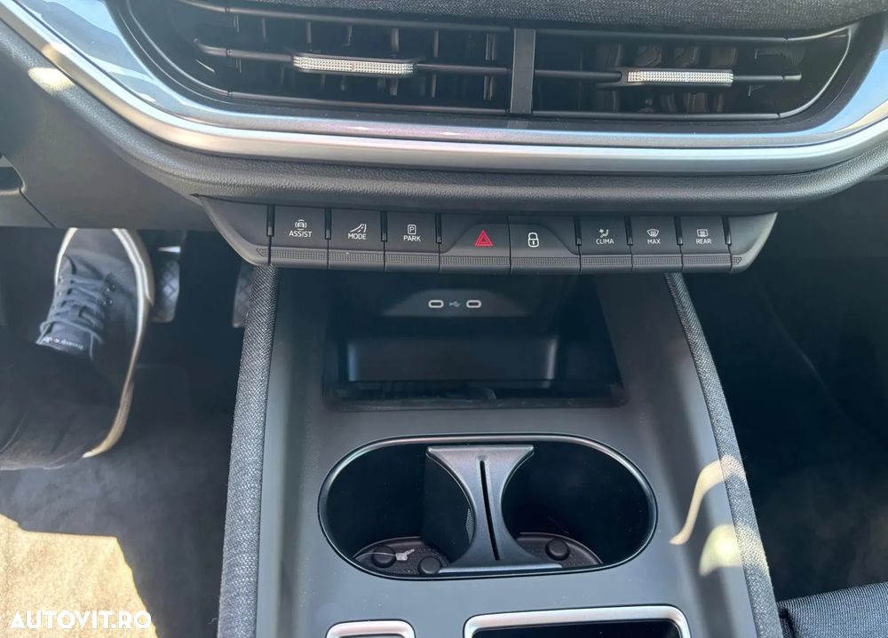 Skoda Elroq 50 Tour - 12