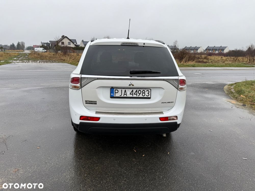 Mitsubishi Outlander 2.0 2WD - 14
