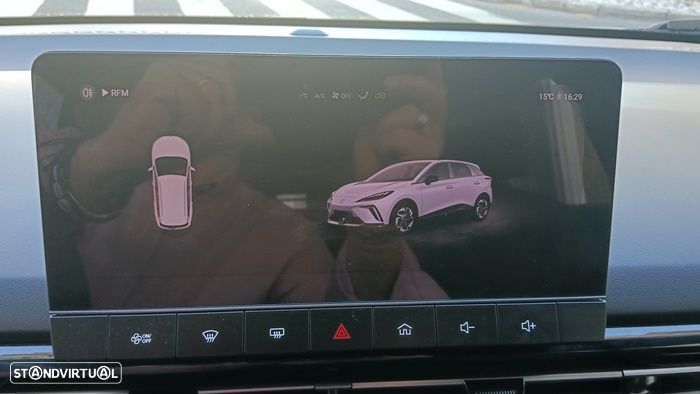 MG MG4 4 Standard - 31