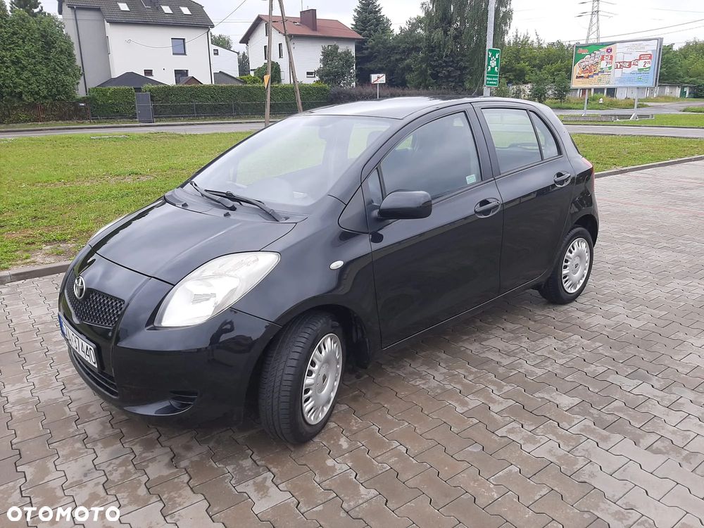 Toyota Yaris 1.3 Luna - 1