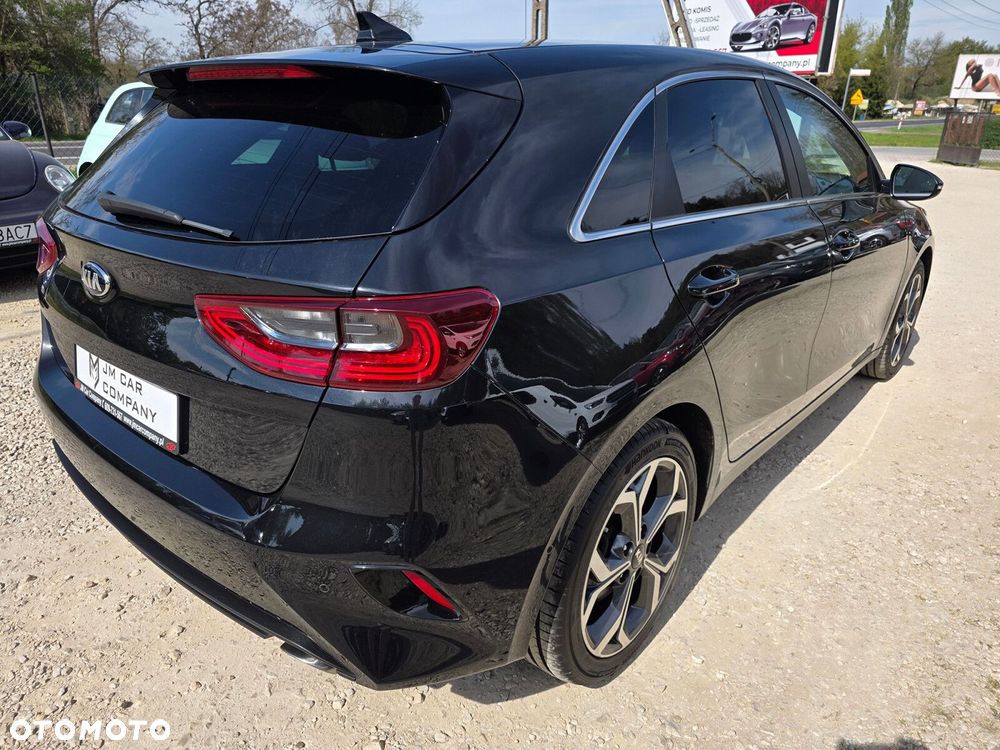 Kia Ceed - 23