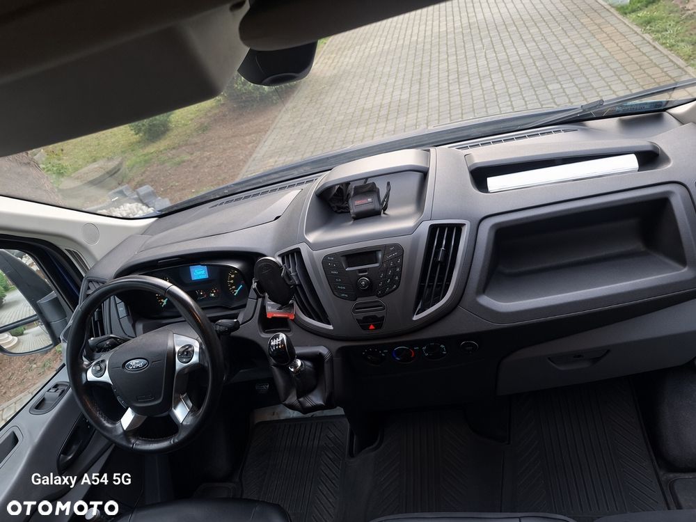 Ford Transit - 8