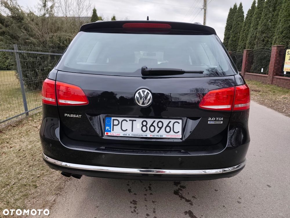 Volkswagen Passat 2.0 TDI BlueMotion Technology Exclusive - 6