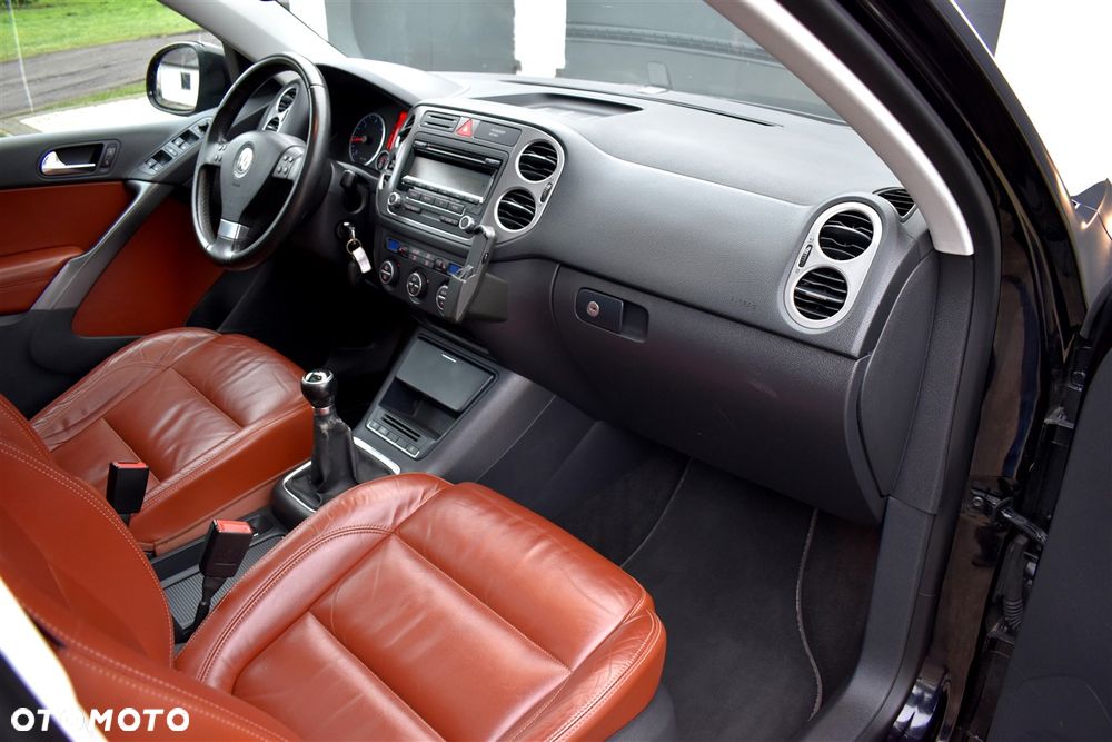 Volkswagen Tiguan 2.0 TDI DPF 4Motion Sport & Style - 22