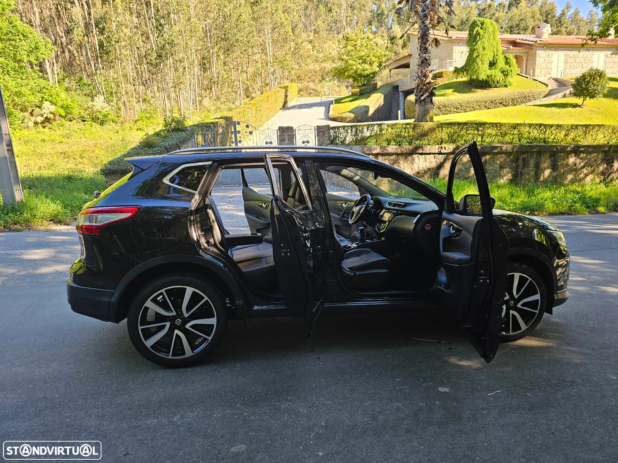 Nissan Qashqai 1.5 dCi TEKNA - 17