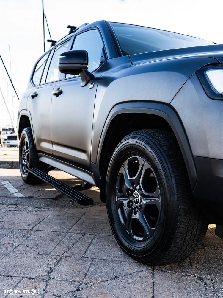 Toyota Land Cruiser - 14