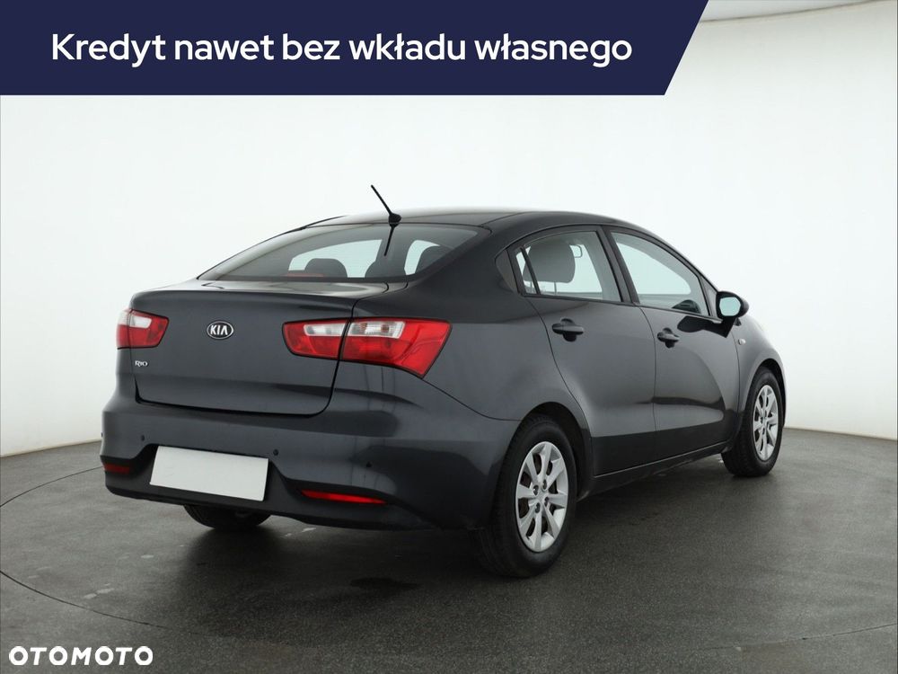Kia Rio - 7
