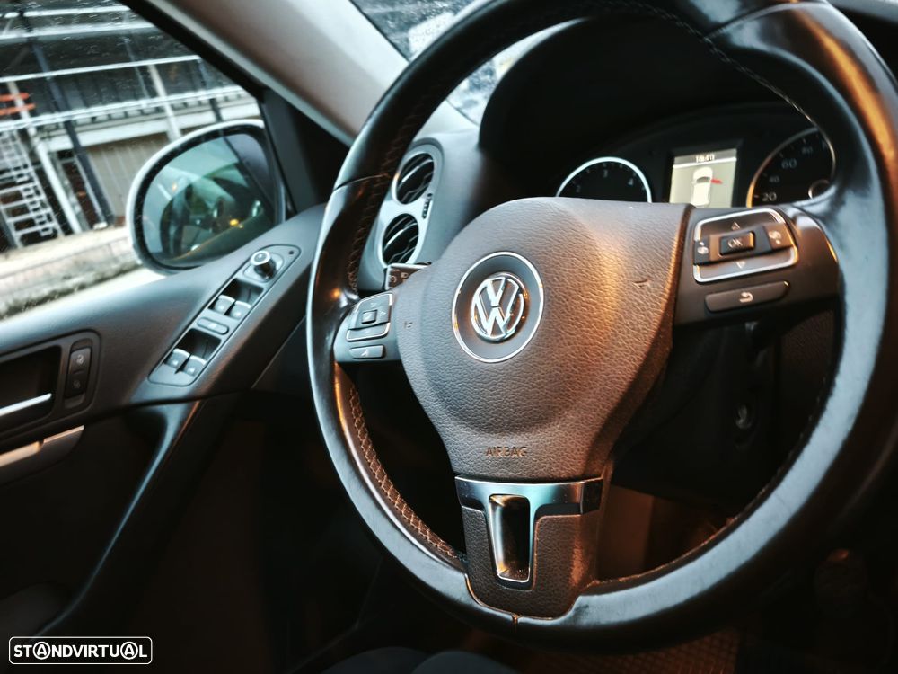 VW Tiguan 2.0 TDi Sport BlueMotion - 5