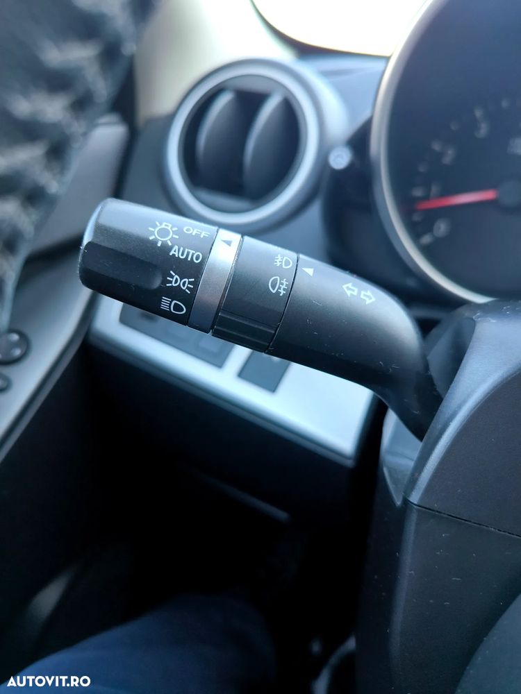 Mazda 3 1.6 MZR High-Line - 17