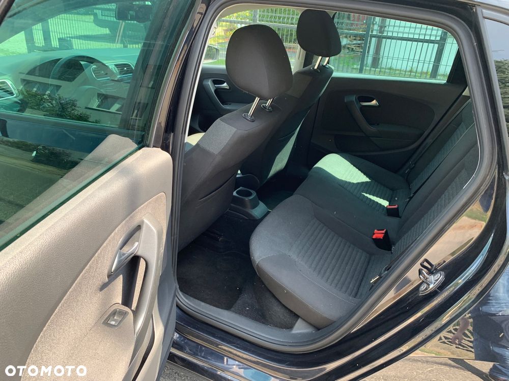 Volkswagen Polo 1.2 TSI Life - 27