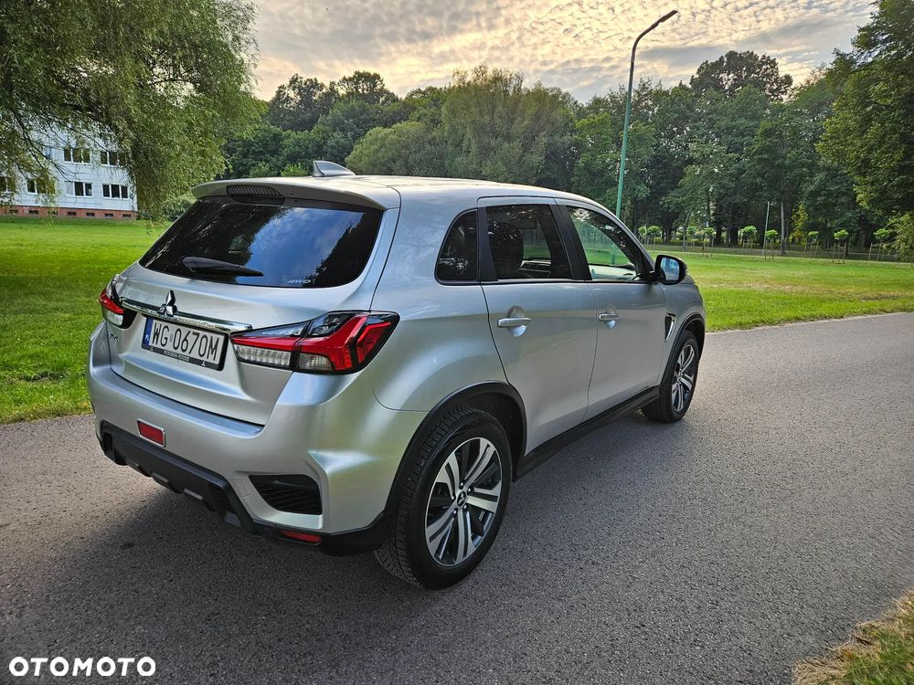 Mitsubishi Outlander 2.0 4WD CVT Spirit+ - 8