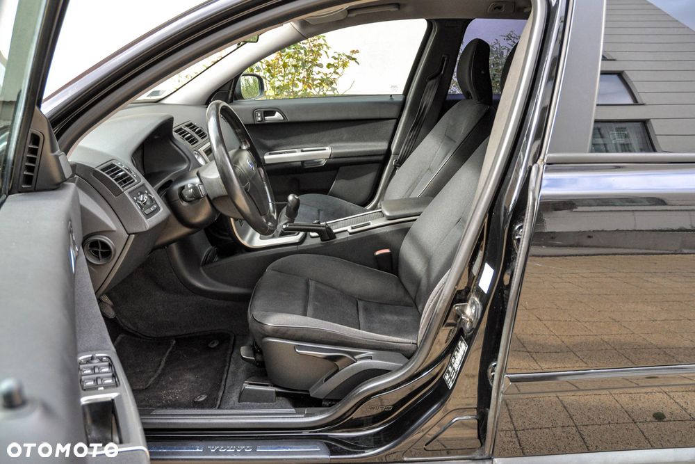 Volvo V50 - 7