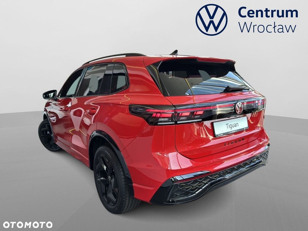 Volkswagen Tiguan - 9