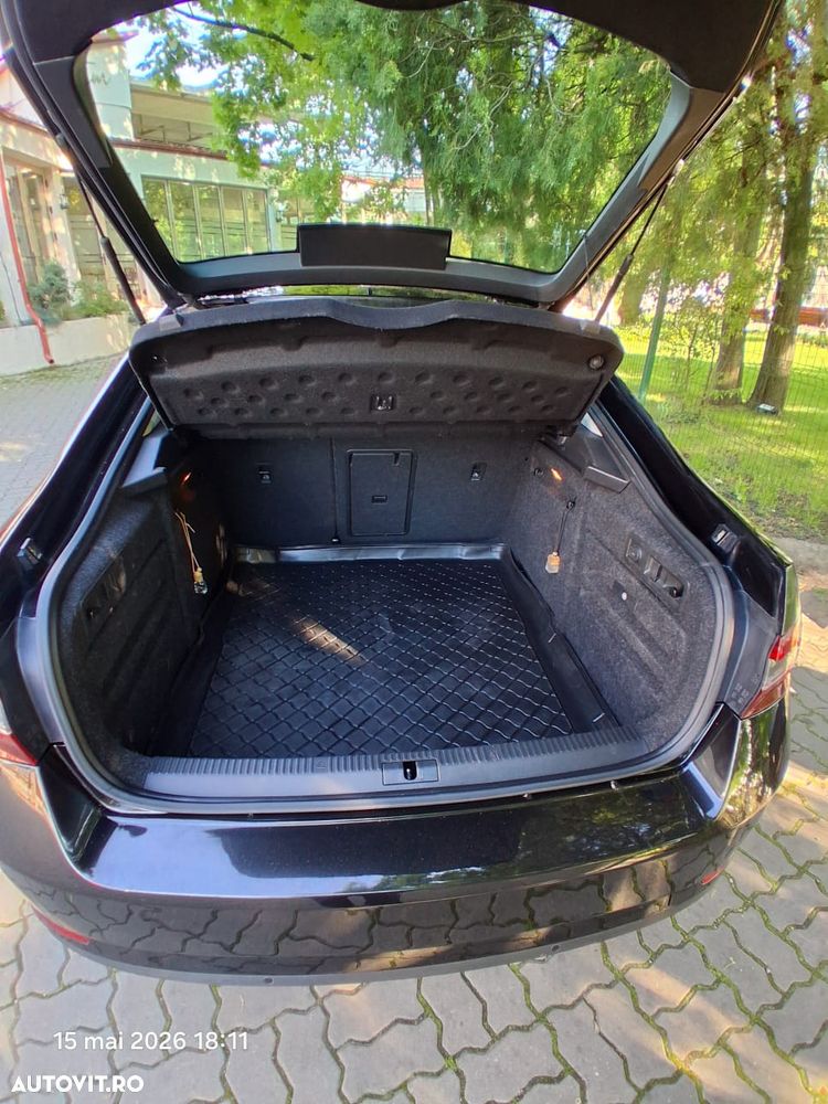 Skoda Superb 1.6 TDI DSG Active - 1