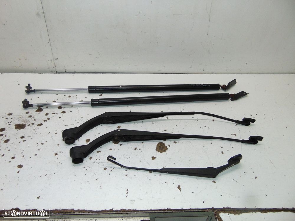 Mitsubishi L400 amortecedores mala/Hastes - 1