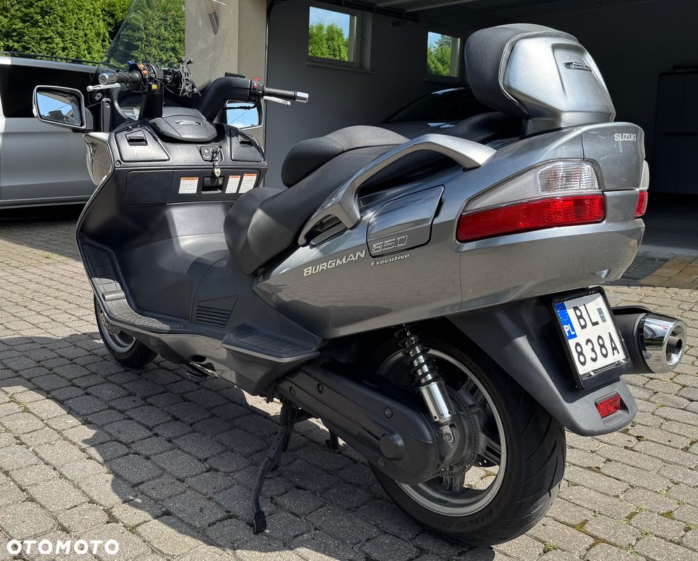 Suzuki Burgman - 5