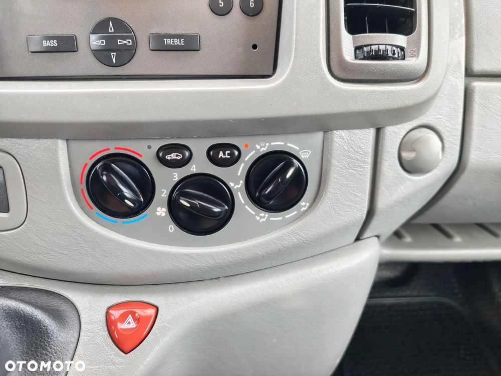 Opel VIVARO L2H1 2.0 CDTI 115KM - 26