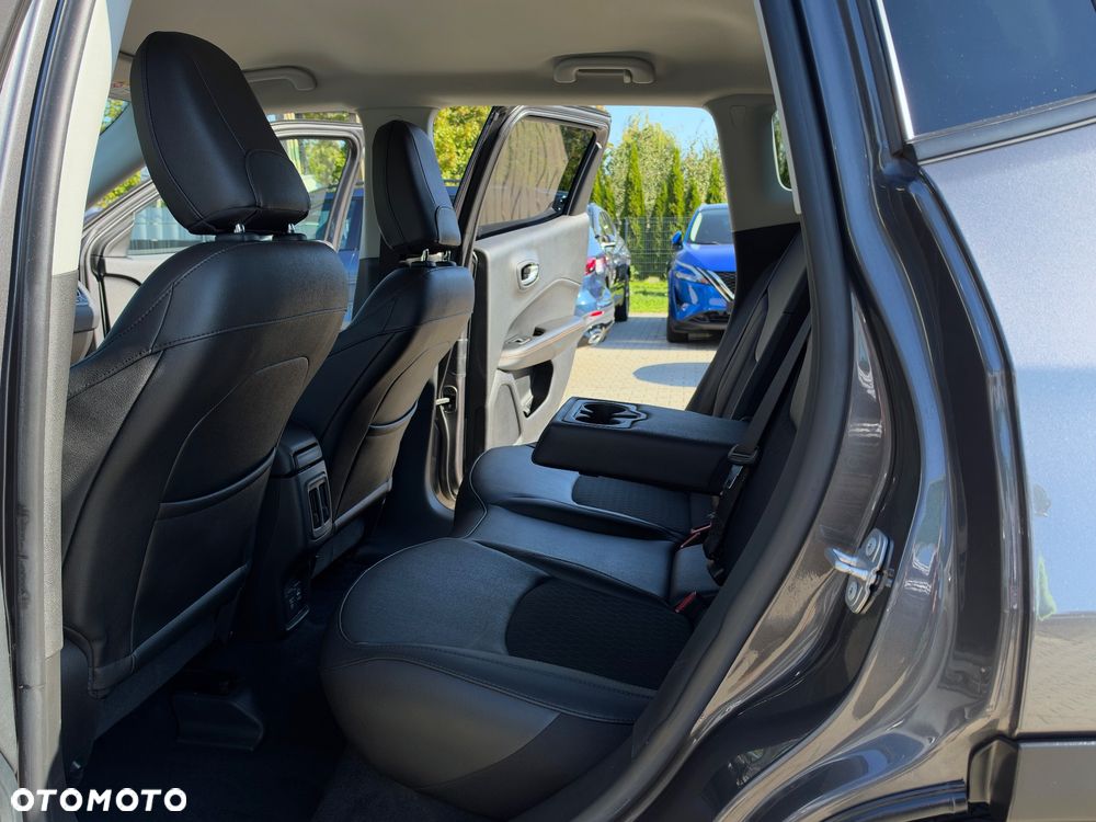 Jeep Compass - 30
