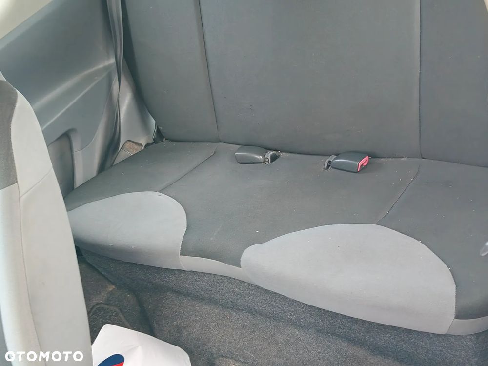 Peugeot 107 70 Petit Filou - 11