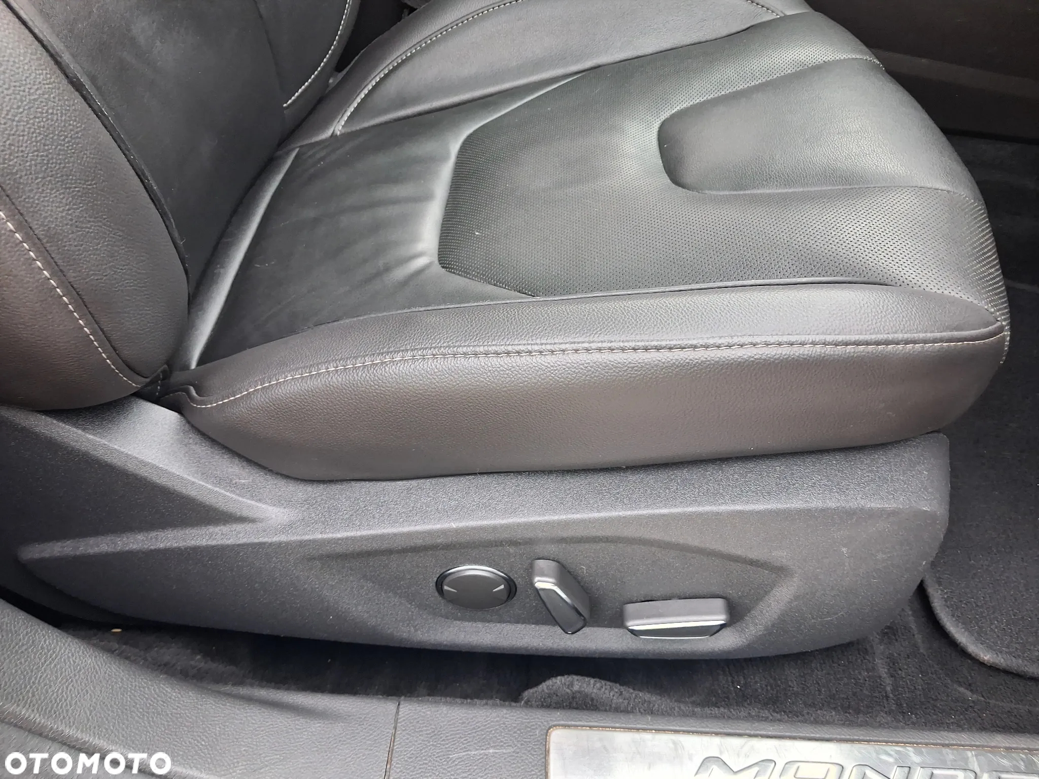 Ford Mondeo 2.0 EcoBlue Titanium - 21