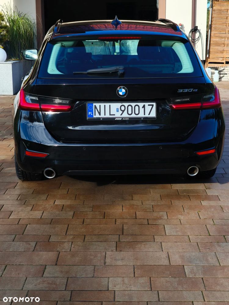 BMW Seria 3 330e Sport Line - 34