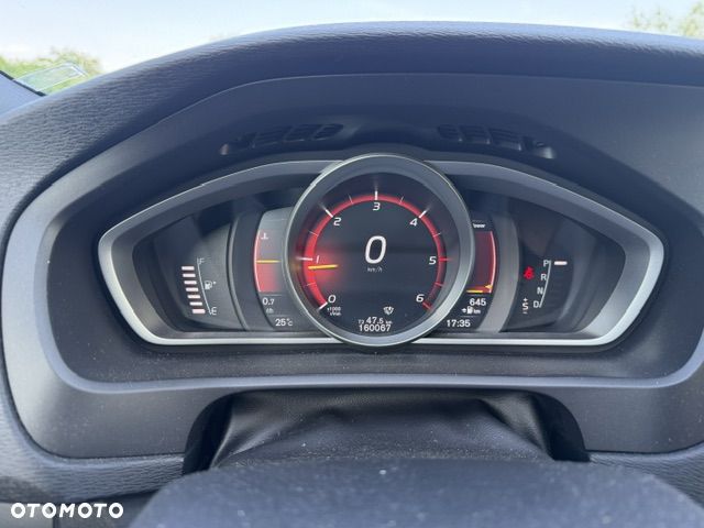 Volvo V40 D4 Drive-E Momentum - 24