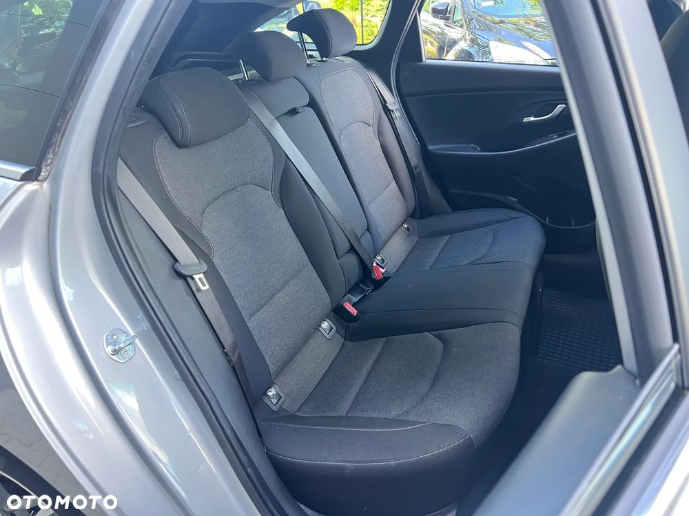 Hyundai i30 1.0 T-GDI Smart - 23