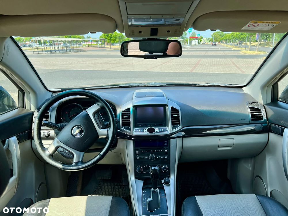 Chevrolet Captiva - 10