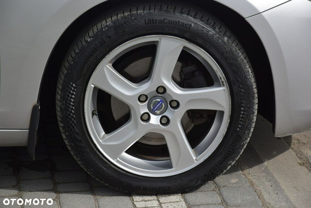 Volvo V60 D4 Momentum - 12