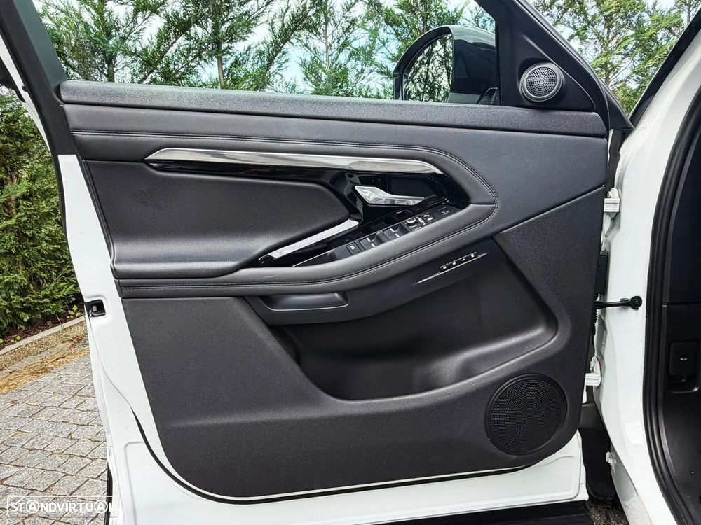 Land Rover Range Rover Evoque P300e R-Dynamic SE - 10