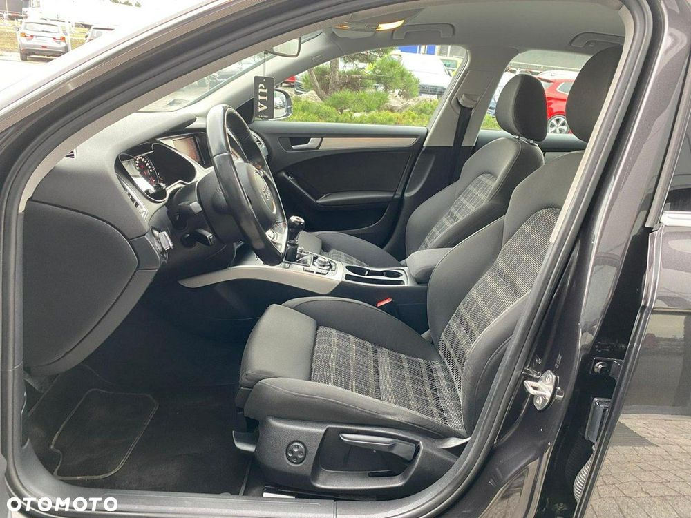 Audi A4 Limousine - 9