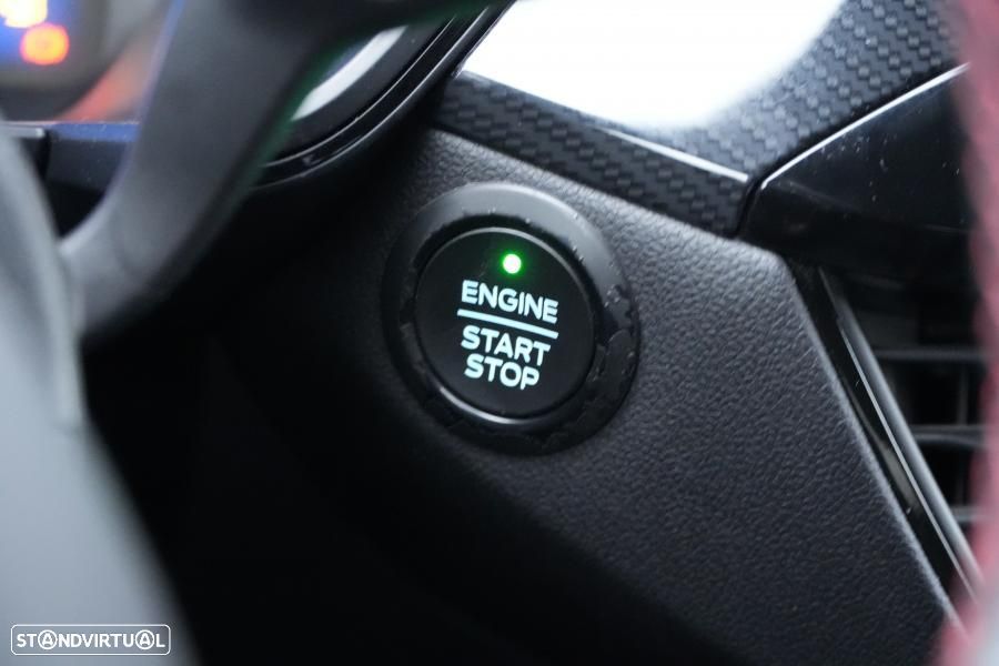 Ford Kuga 1.5 EcoBoost ST-Line - 19