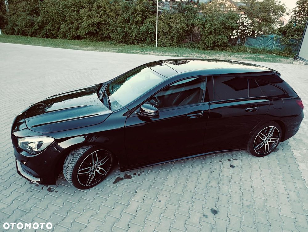 Mercedes-Benz CLA 180 7G-DCT AMG Line - 19