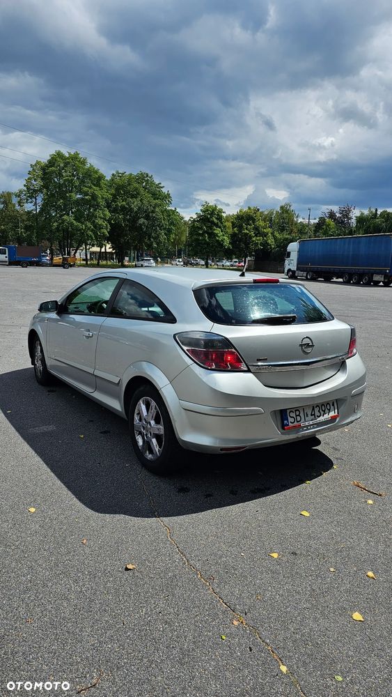 Opel Astra 1.9 CDTI Enjoy - 2