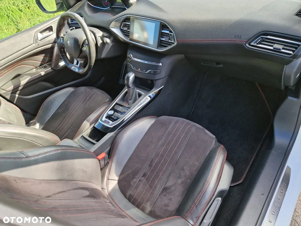 Peugeot 308 - 14