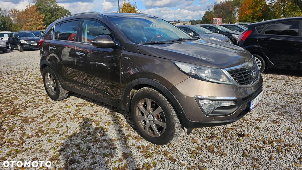 Kia Sportage 2.0 CRDI 4WD Automatik Dream-Team Edition - 7